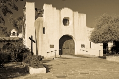 06-11-03-E-0074